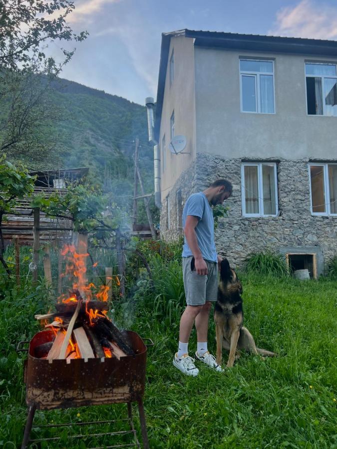 Barbara'S Eco-Cozy Guesthouse Mestia Dış mekan fotoğraf